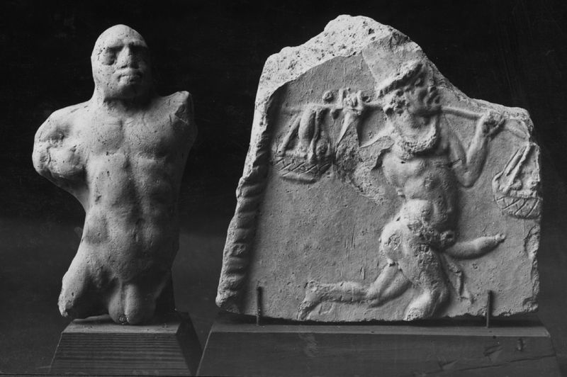 016887 - reperto - Dalla Via Sacra. terrecotte figurate; Neg. Serie F, Nr. 696 