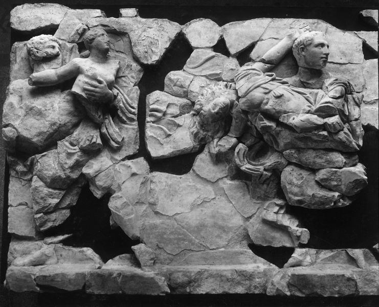 017593 - reperto - Ratto delle Sabine, particolare della scena a sinistra; Neg. Serie 21 x 27, Nr. 14