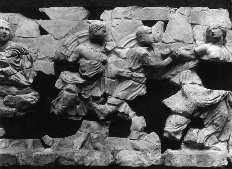 017594 - reperto - Ratto delle Sabine, particolare della scena centrale; Neg. Serie 21 x 27, Nr. 15; Film 1782
