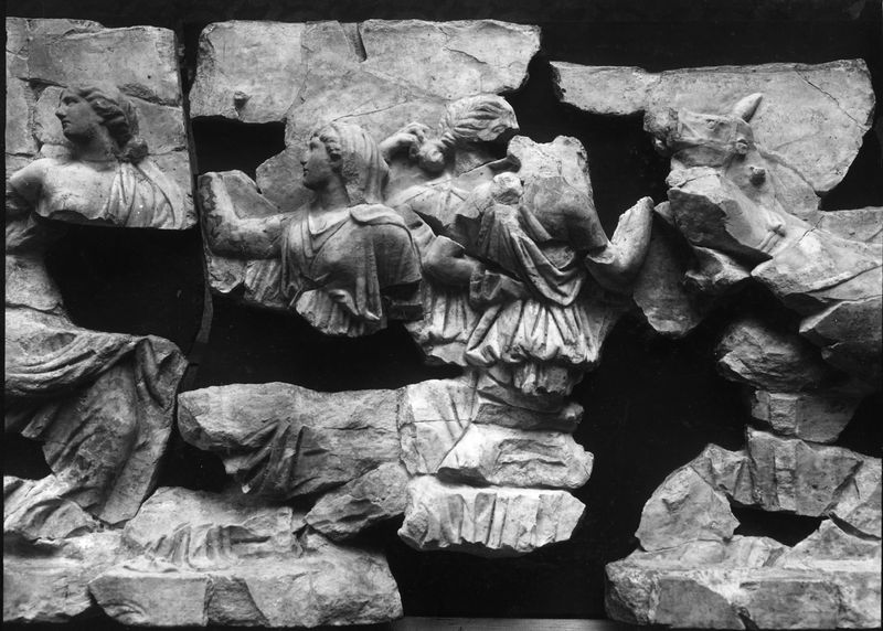 017595 - reperto - Ratto delle Sabine, II particolare della scena di destra; Neg. Serie 21 x 27, Nr. 13
