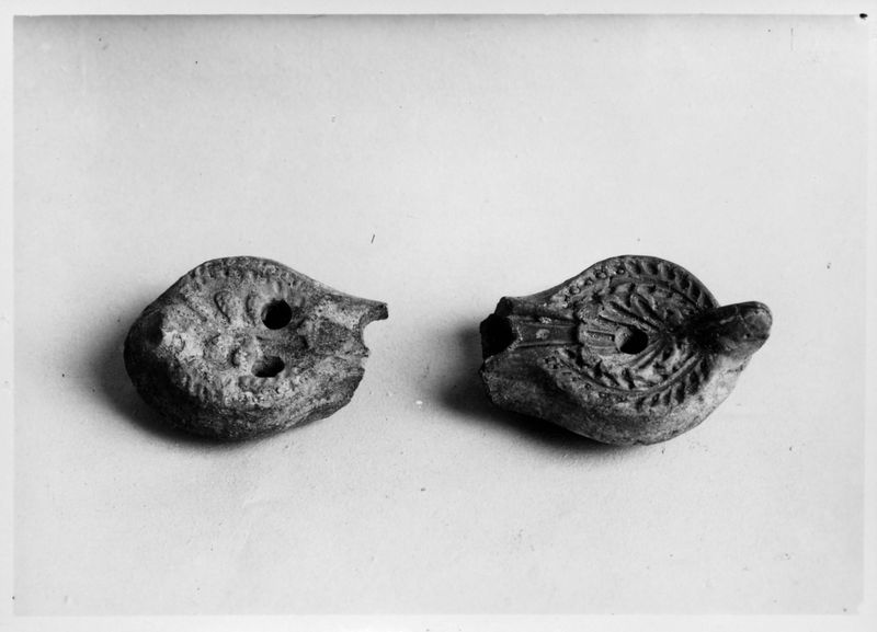 019117 - reperto - Antiquario Forense, lucerne cristiane; neg. serie F, n. 678