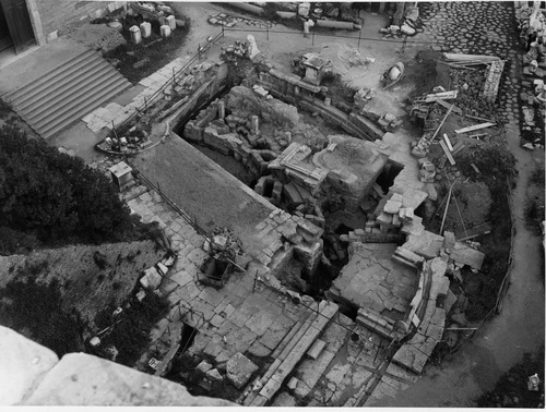  - Foro Romano. Area del Comizio e Lapis Niger