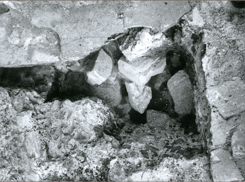 001549 - scavo archeologico - Scavi