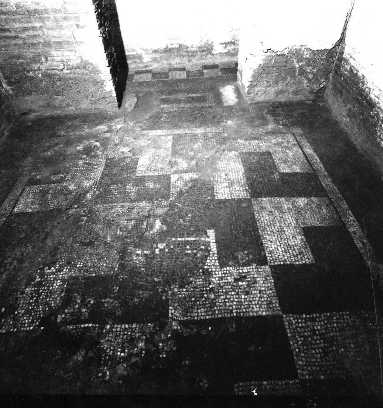 VN-AB012-asf009406.jpg