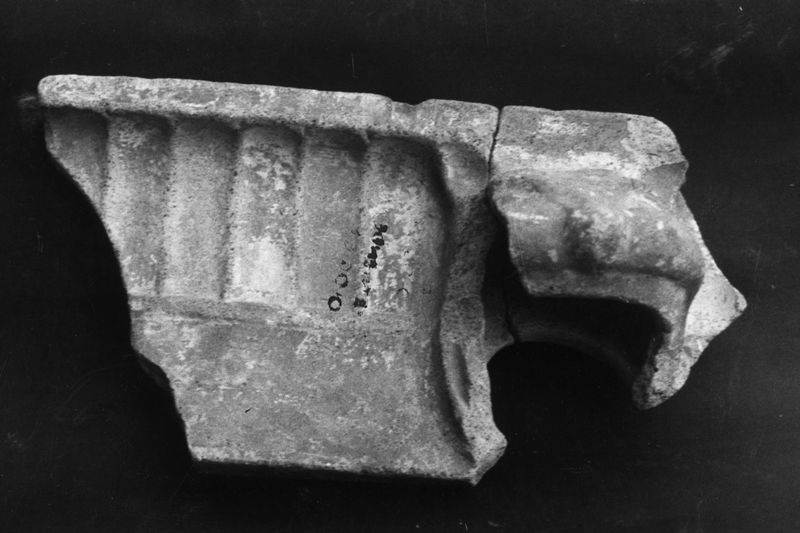 016900 - reperto - Gocciolatoio, lastra fittile in terracotta; Neg. Serie Film, Nr. 1300