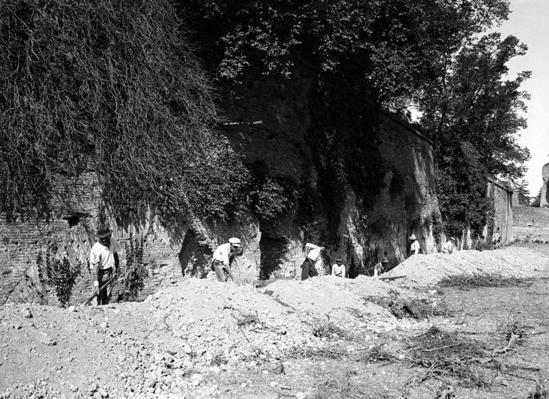 VB013-asf010131.jpg