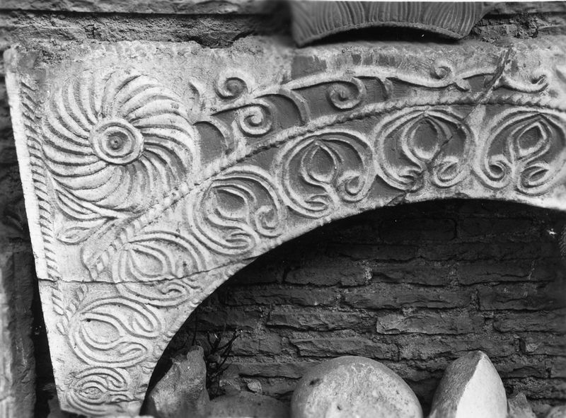 021742 - reperto - Frammenti altomedievali