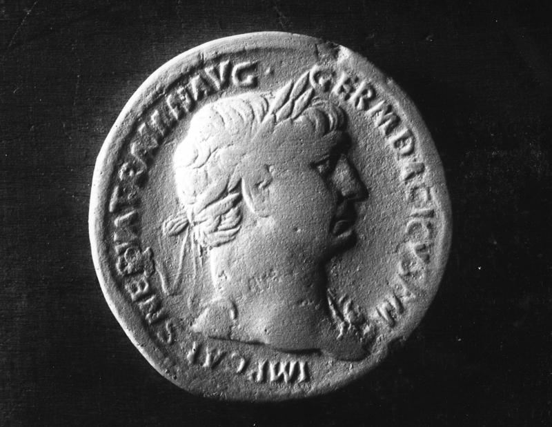 9 FR-MO-asf015547.jpg
