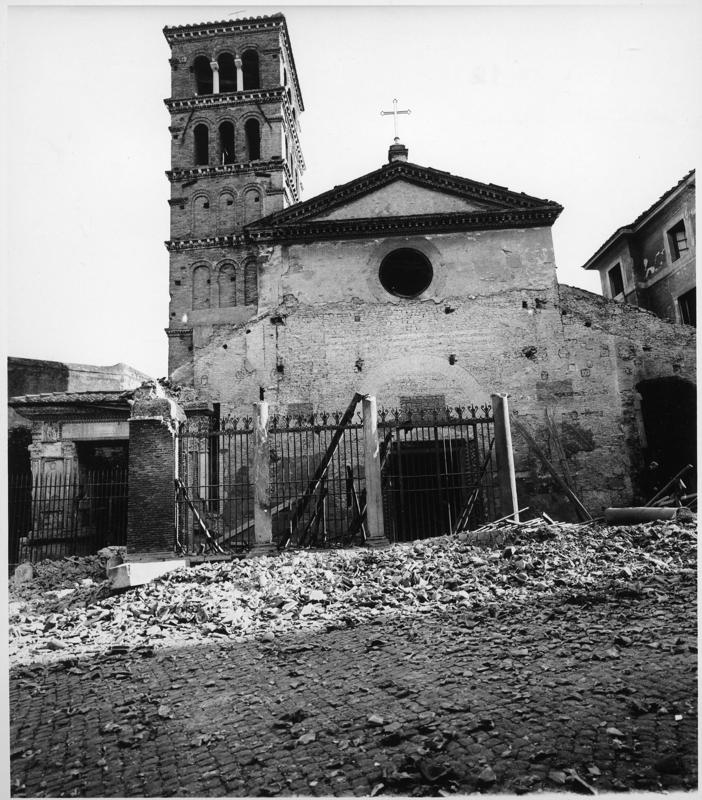 46 FR-DF-asf013563.jpg
