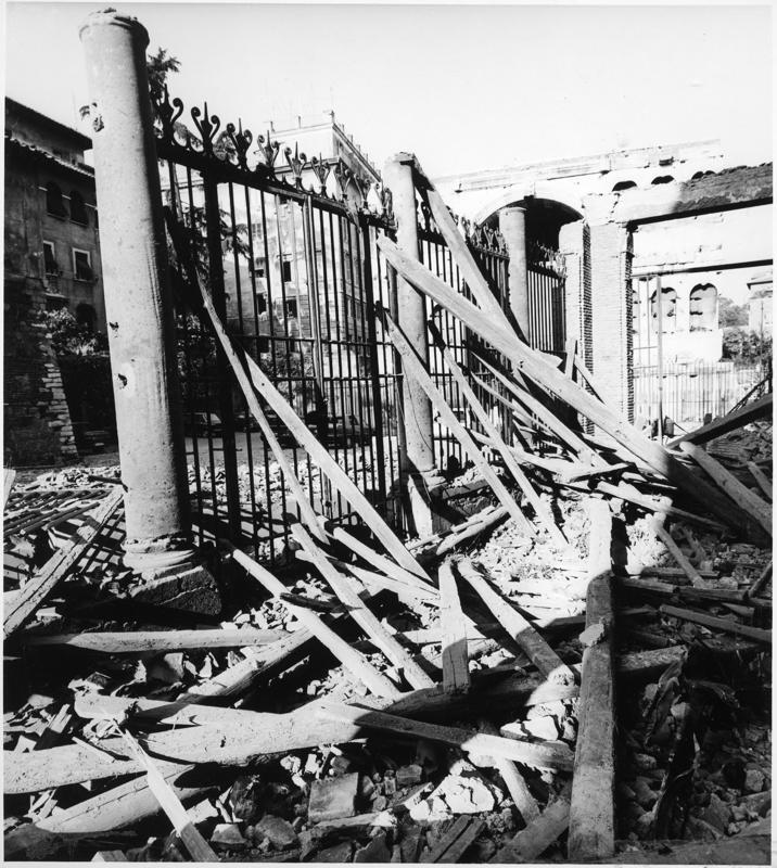 47 FR-DF-asf013564.jpg