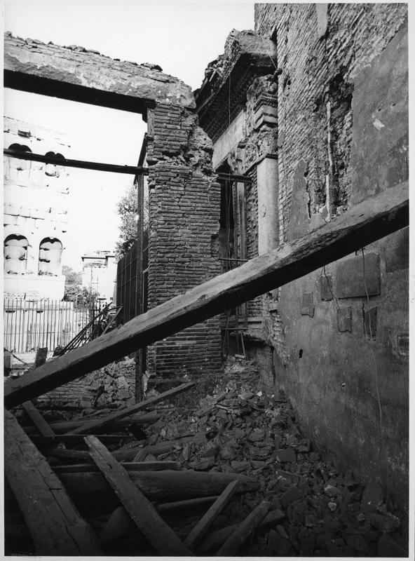 60 FR-DF-asf013577.jpg