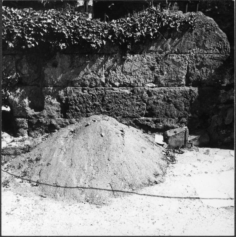 27 FR-DP-asf013688.jpg