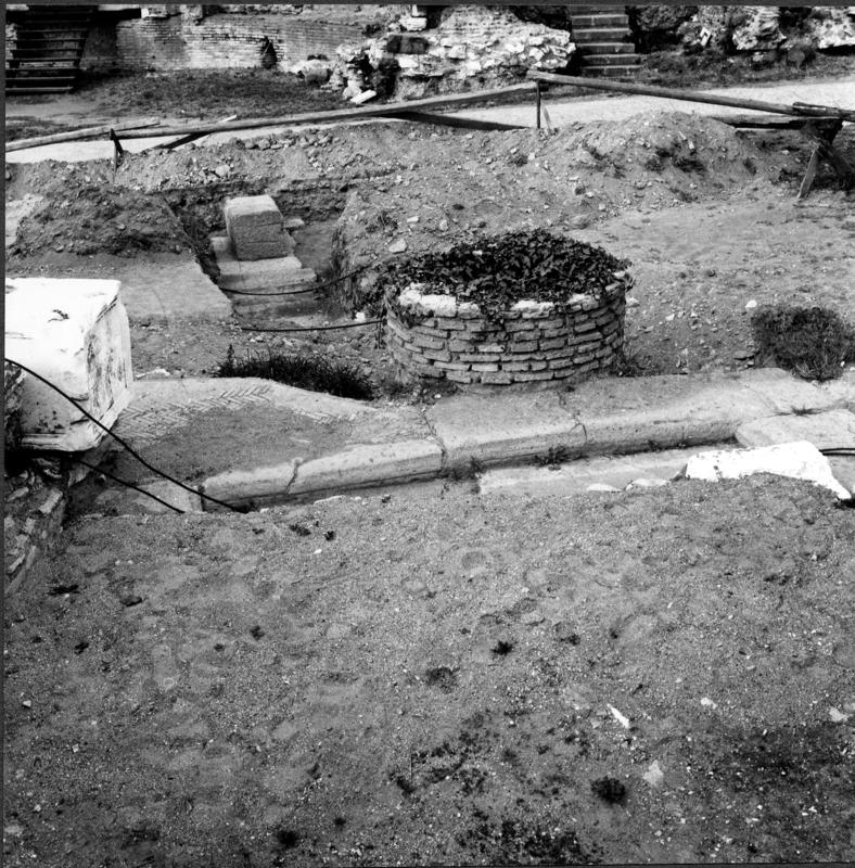 39 FR-DP-asf013704.jpg