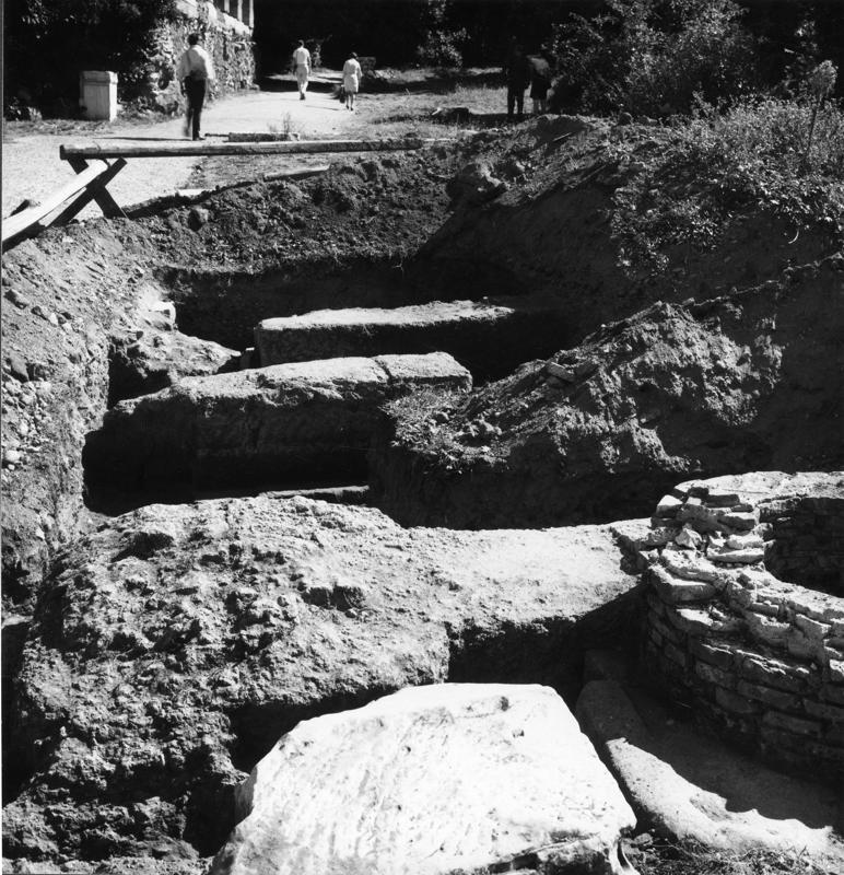 47 FR-DP-asf013713.jpg