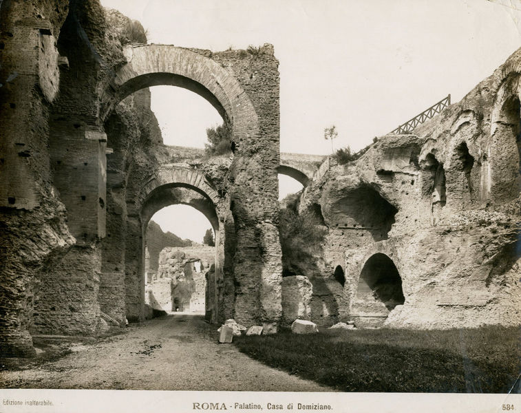 001574 - monumento - Veduta del fronte Ovest delle Terme