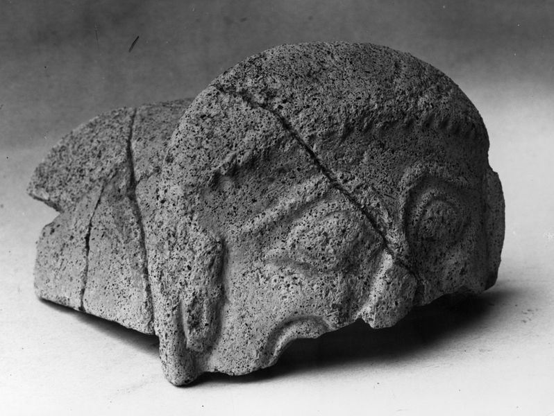 016850 - reperto - Dal Lapis Niger, antefissa con Gorgoneion; Neg. Serie F, Nr. 759
