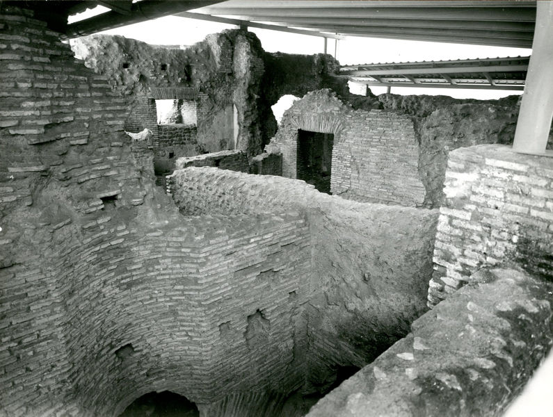002899 - monumento - Scale Caci (cd.), edificio termale:  Vedute