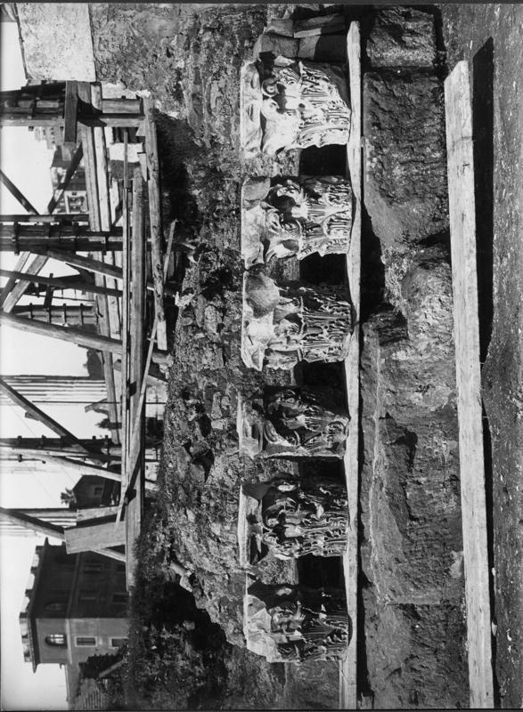 13 - FR - TVE -  A-asf018669.jpg