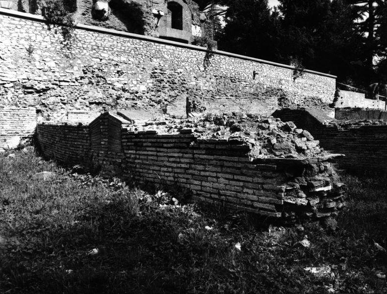 000095 - monumento - Clivio Palatino, ambiente A: ricognizione 1983