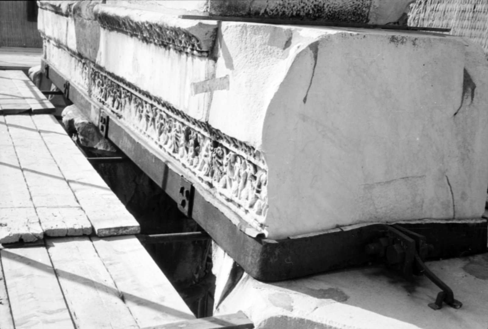 35mm-N_1-00018-26_000624.tif
