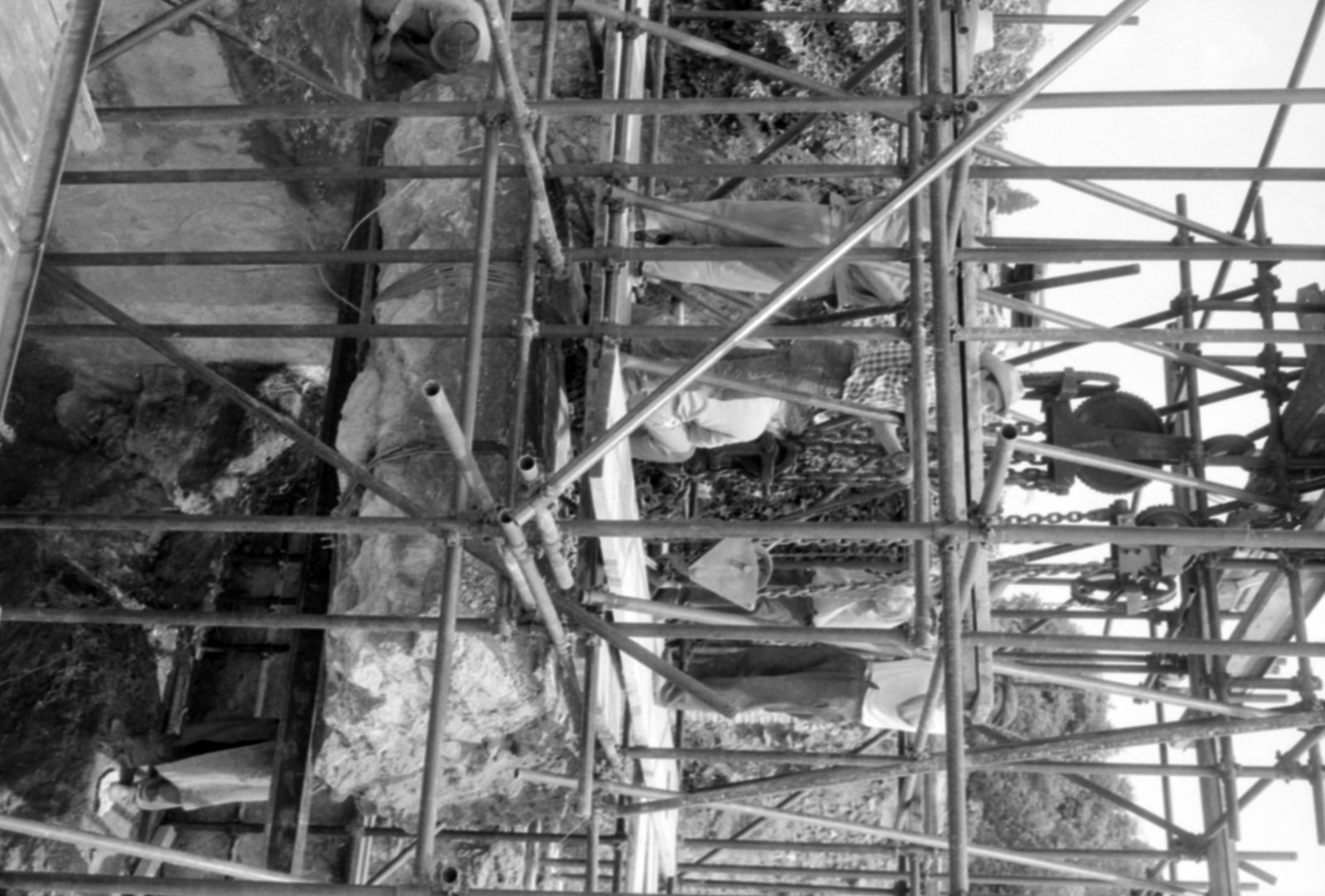 35mm-N_1-00020-06_000664.tif