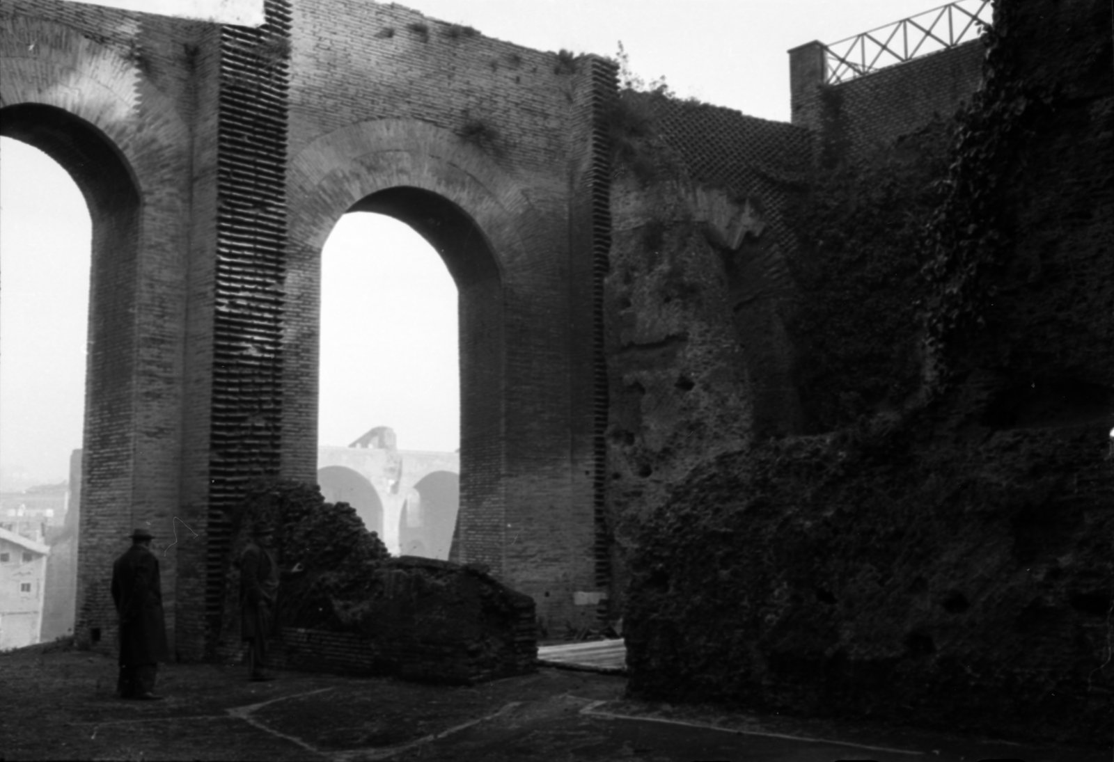 35mm-N_1-00023-11_000756.tif