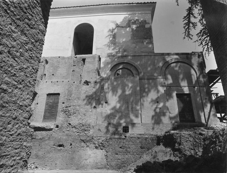 003179 - monumento - Domus Augustana, corpo centrale: San Cesareo