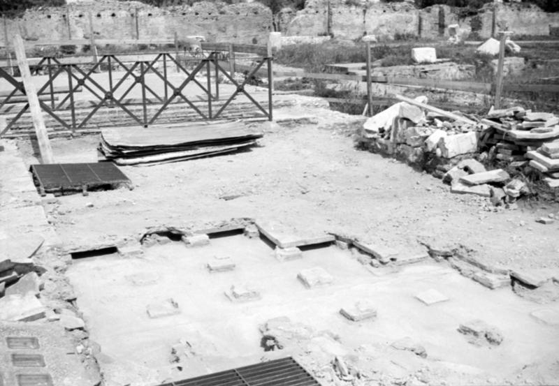 35mm-N_1-00032-26_000990.tif