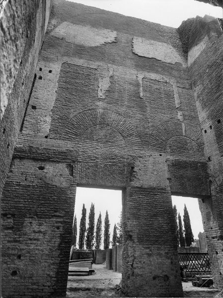 003190 - monumento - Domus Augustana, corpo centrale: piano superiore avancorpo verso la Domus Flavia particolare interno 1936