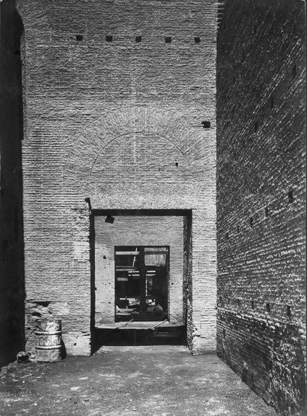 003257 - monumento - Domus Augustana, corpo centrale piano superiore: lato verso lo Stadio