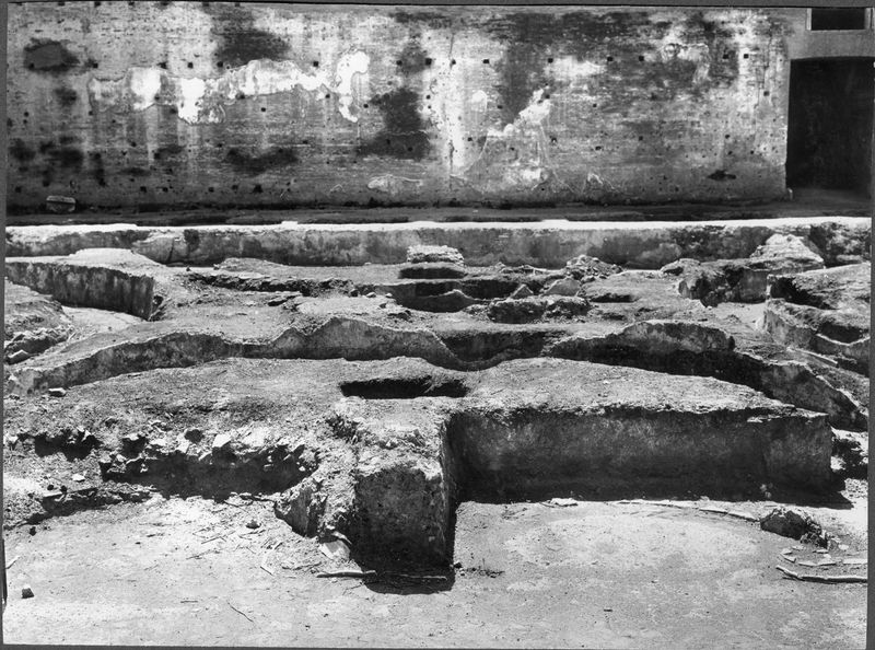 003359 - monumento - Domus Augustana, peristilio inferiore: particolare dell'impluvio
