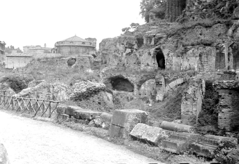 1-00005/ 07547/ 16775 - Roma - Palatino - Velabro  area sottostante Tempio di Cibele 