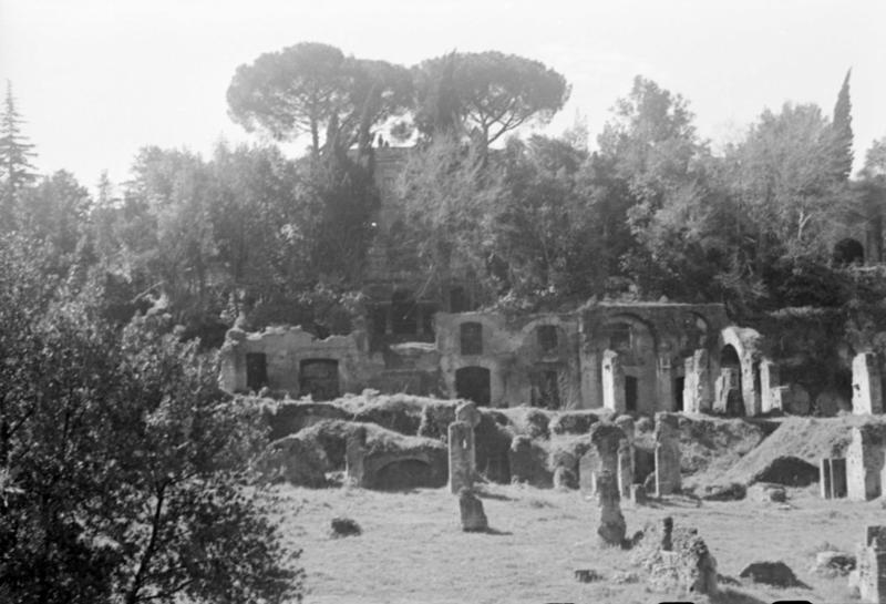 1-00005/ 07547/ 16775 - Roma - Foro Romano - Horrea Vespasiani 