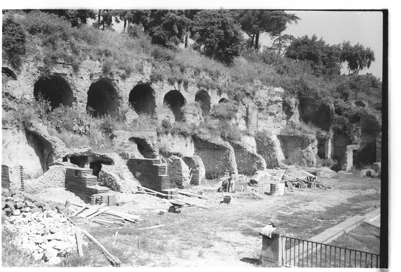 film_00023-33.tif