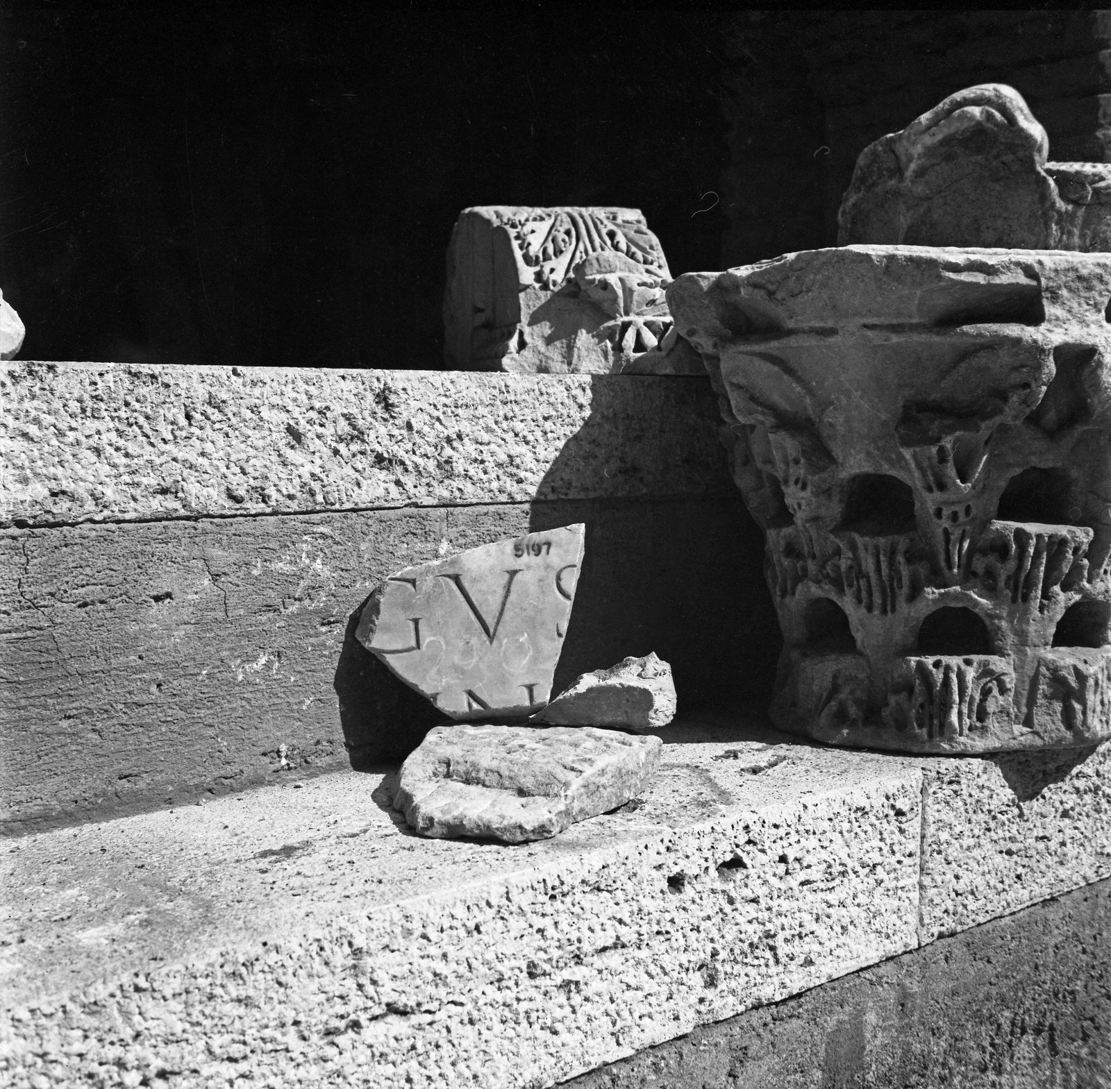 film_00051-008.tif