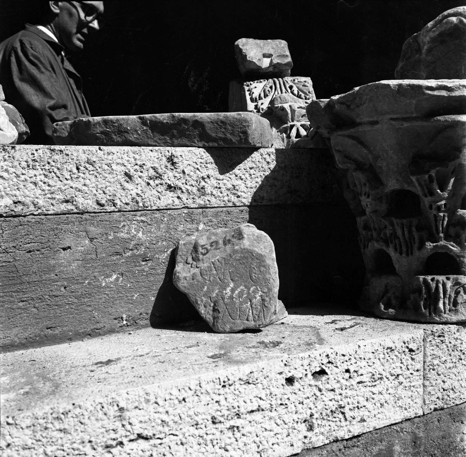 film_00051-014.tif