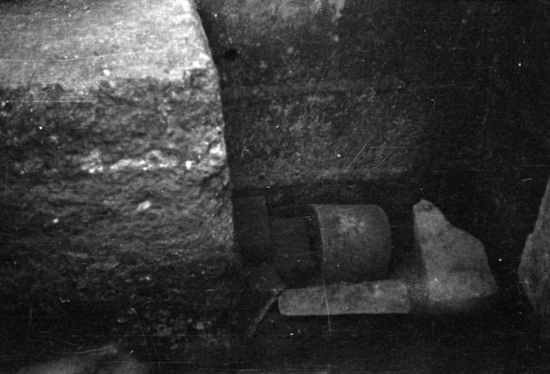 1-00006/ 07548/ 16776 - Roma - Palatino - Accanto al Tempio di Cibele