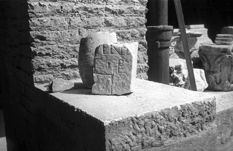 film_00060-008.tif