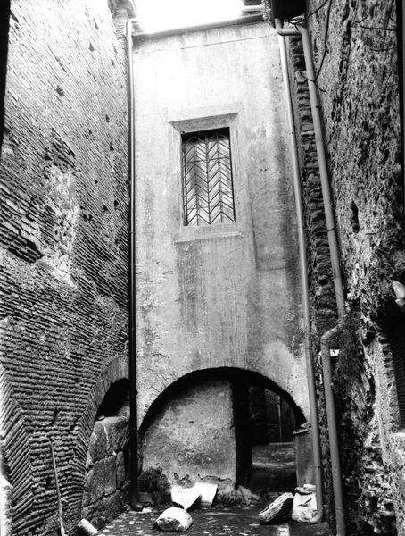 008494 - monumento - Chiesa di S. Anastasia: ricognizioni 1983
