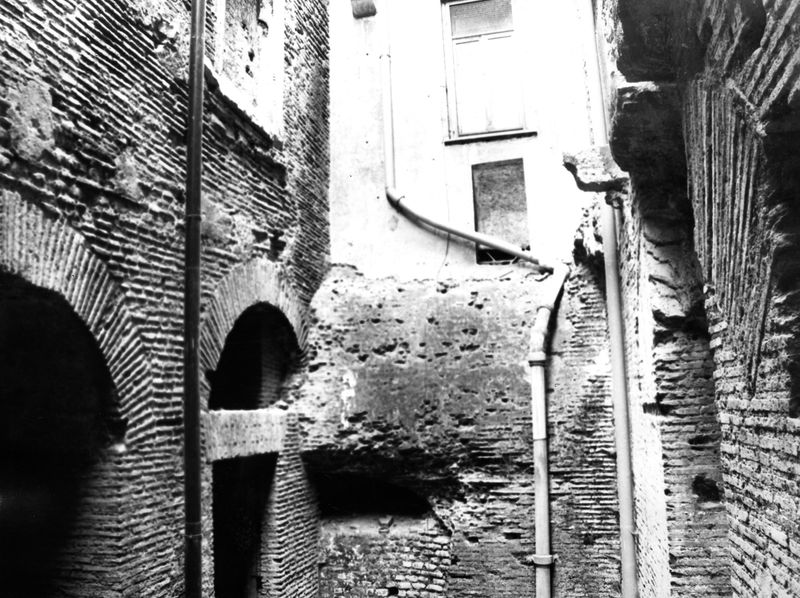 008497 - monumento - Chiesa di S. Anastasia: ricognizioni 1983