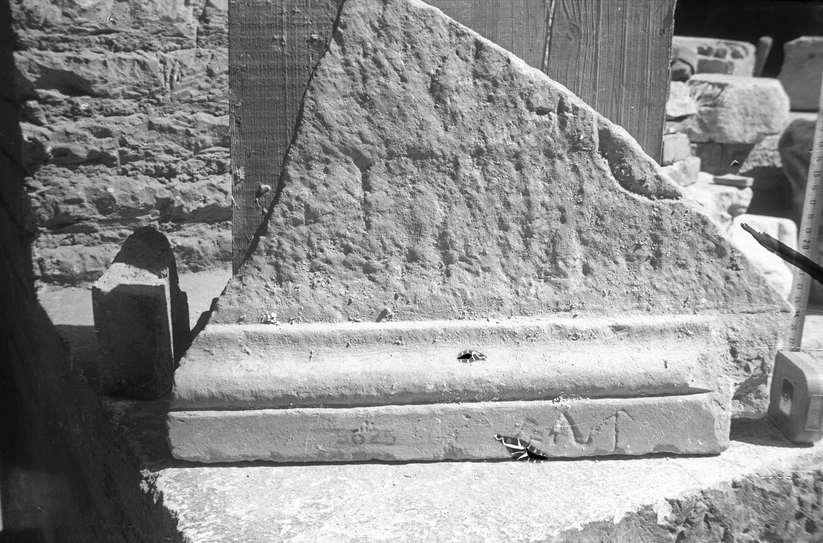 film_00069-002.tif