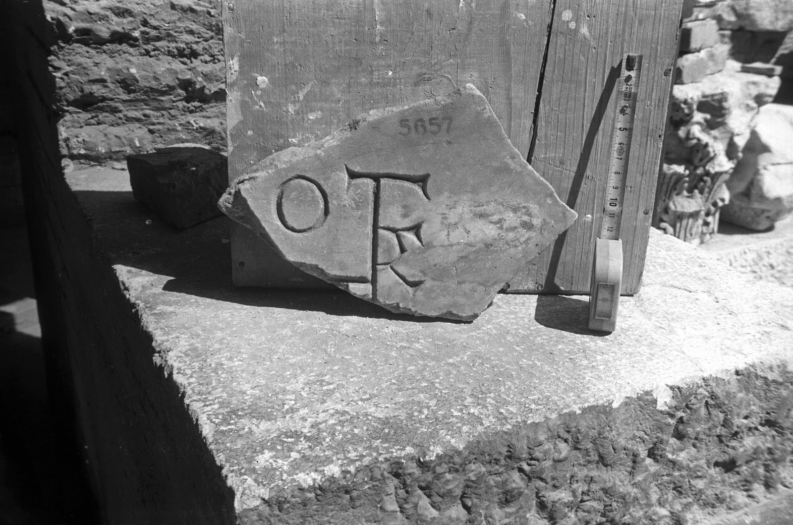 film_00069-064.tif