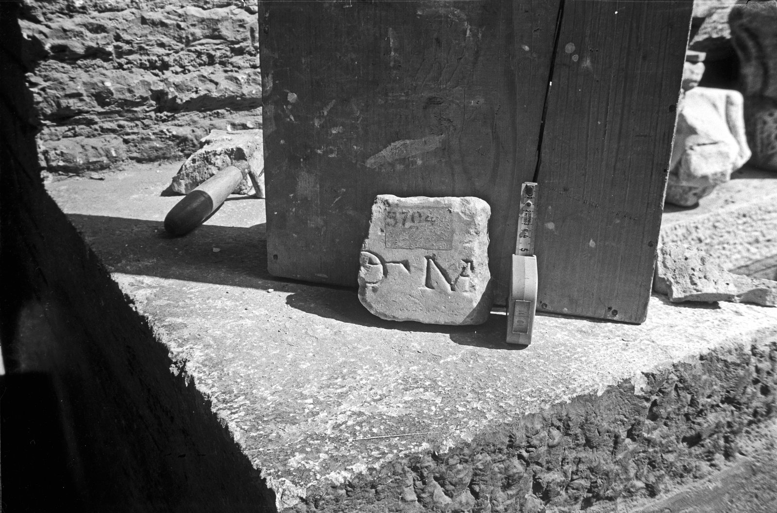 film_00070-036.tif