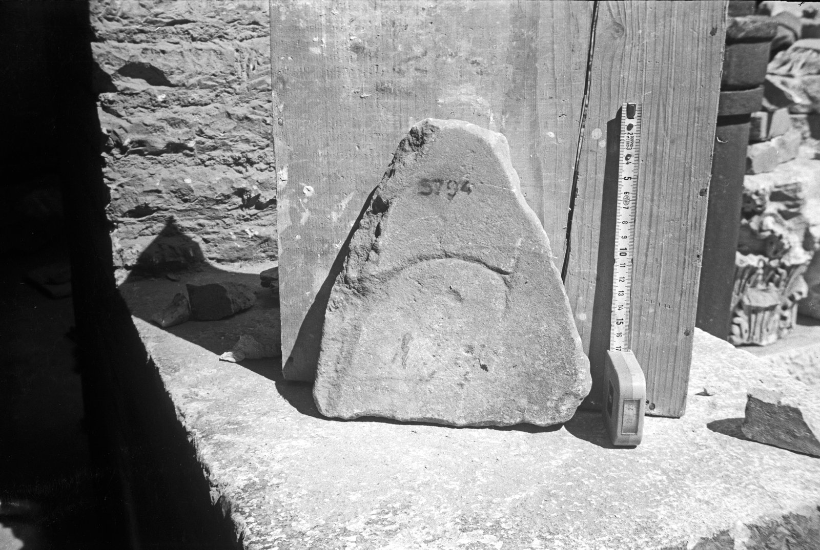 film_00071-006.tif