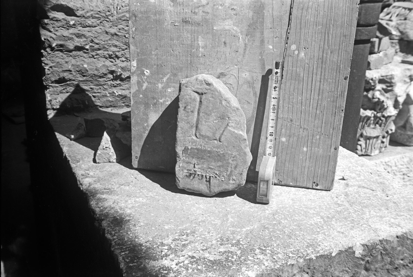 film_00071-014.tif