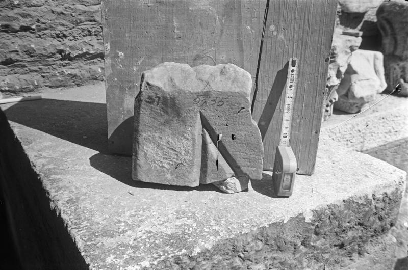 film_00073-022.tif