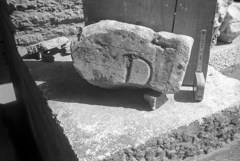 film_00074-000.tif