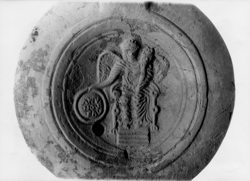 010435 - monumento - Foro Romano, Arco di Tito Interno dell'arco: rilievo con il trionfo di Tito, particolare (L.301)