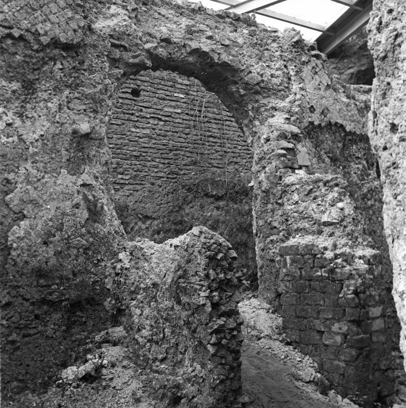 film_00101-007.tif
