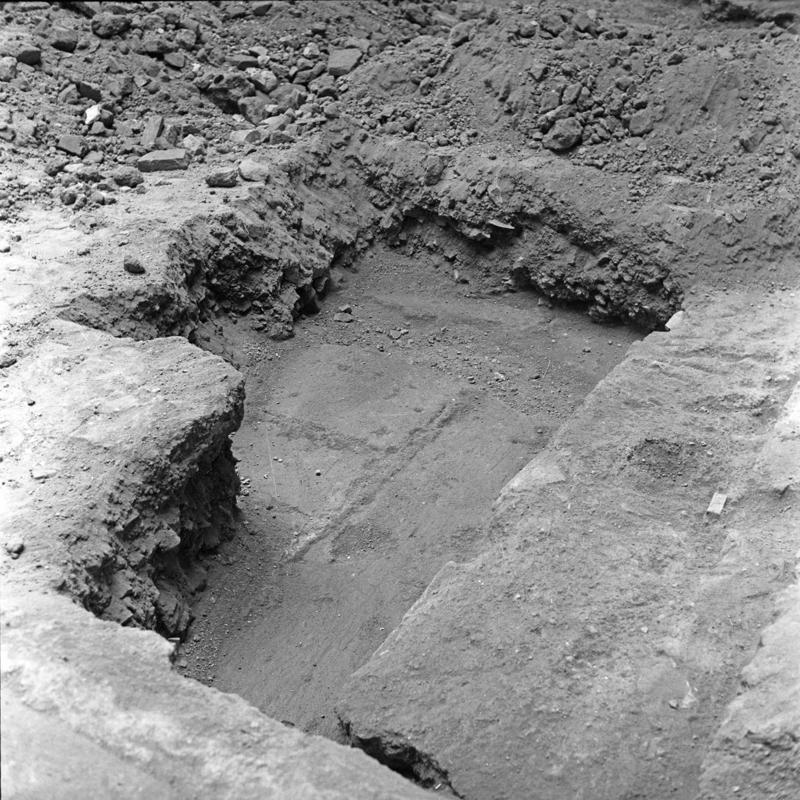 film_00106-010.tif